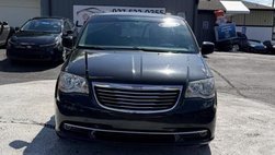 2016 Chrysler Town and Country Touring