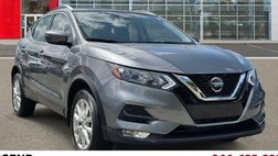 2022 Nissan Rogue Sport SV