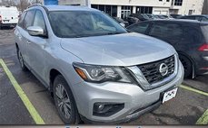 2019 Nissan Pathfinder SV