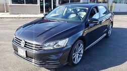2018 Volkswagen Passat R-Line