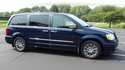 2014 Chrysler Town and Country Touring-L