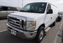 2010 Ford E-Series E-350 XL Super Duty Passenger