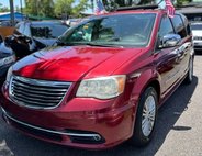 2014 Chrysler Town and Country Touring-L