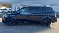 2010 Chrysler Town and Country Touring Plus