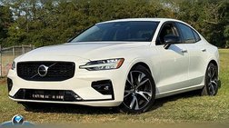 2024 Volvo S60 B5 Core Dark Theme
