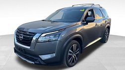 2023 Nissan Pathfinder Platinum