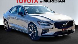 2024 Volvo S60 B5 Ultimate Dark Theme