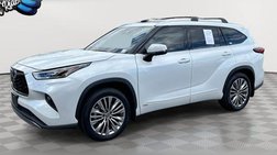 2022 Toyota Highlander Hybrid Platinum