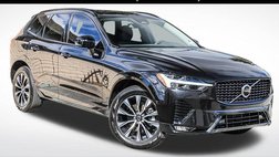 2025 Volvo XC60 B5 Core Dark Theme