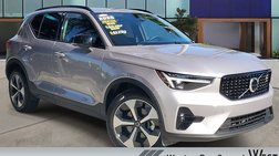 2026 Volvo XC40 B5 Plus