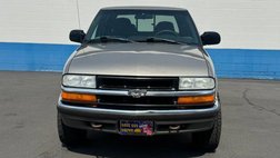 2001 Chevrolet S-10 LS