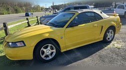 2004 Ford Mustang Deluxe