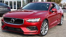 2021 Volvo S60 T5 Momentum