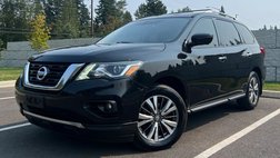 2017 Nissan Pathfinder SL