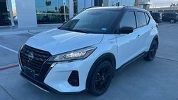 2022 Nissan Kicks SR