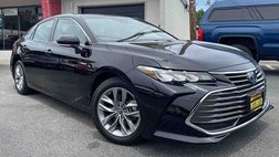 2019 Toyota Avalon Hybrid XLE