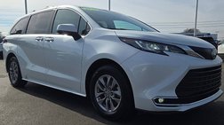 2022 Toyota Sienna XLE