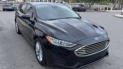 2020 Ford Fusion SE