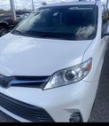 2020 Toyota Sienna XLE