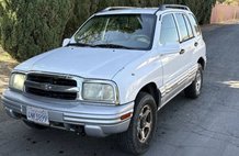 2001 Chevrolet Tracker LT