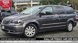 2016 Chrysler Town and Country Touring