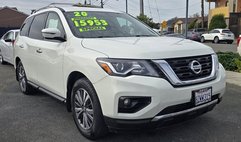 2020 Nissan Pathfinder SV