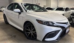 2024 Toyota Camry Hybrid SE