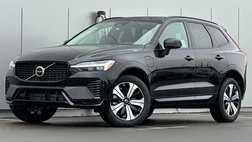 2025 Volvo XC60 T8 Core Dark Theme