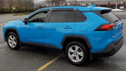2020 Toyota RAV4 Hybrid XLE