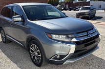 2016 Mitsubishi Outlander SE