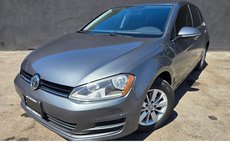 2016 Volkswagen Golf TSI S