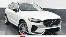 2025 Volvo XC60 B5 Ultra Dark Theme