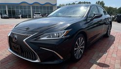 2019 Lexus ES 300h 