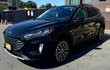 2022 Ford Escape Plug-In Hybrid Titanium