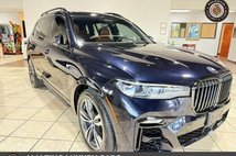 2022 BMW X7 M50i