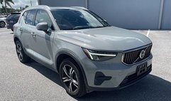 2024 Volvo XC40 B5 Core