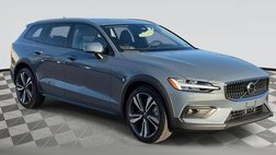 2023 Volvo V60 Cross Country B5 Plus