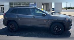 2023 Jeep Cherokee Altitude Lux