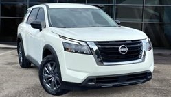 2025 Nissan Pathfinder S