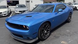 2016 Dodge Challenger 392 HEMI Scat Pack Shaker