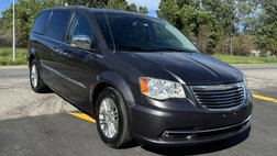 2015 Chrysler Town and Country Touring-L