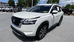 2022 Nissan Pathfinder Platinum
