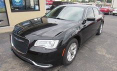 2019 Chrysler 300 Touring
