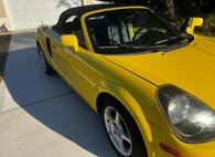 2000 Toyota MR2 Spyder Base