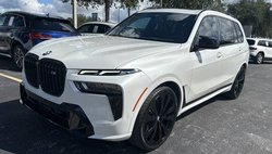2023 BMW X7 M60i