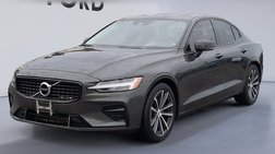 2022 Volvo S60 B5 Momentum