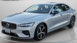 2024 Volvo S60 B5 Plus Dark Theme