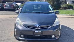 2013 Toyota Prius v Five