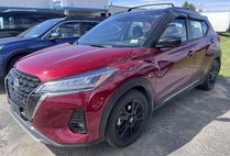 2021 Nissan Kicks SR