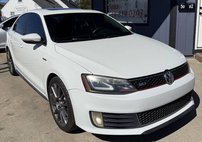 2014 Volkswagen Jetta Edition 30 FWD with Navigation
